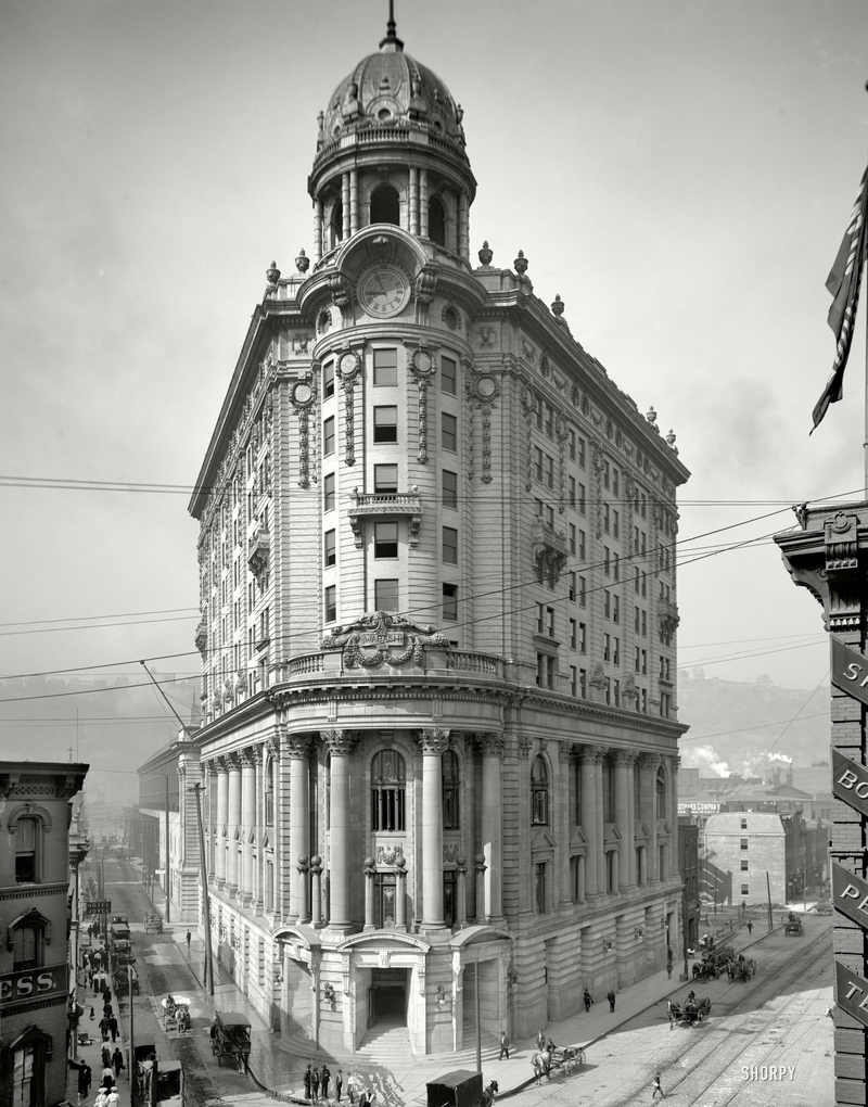 Illustration for article titled 9 of the Most Beautiful Buildings We Ever Tore Down